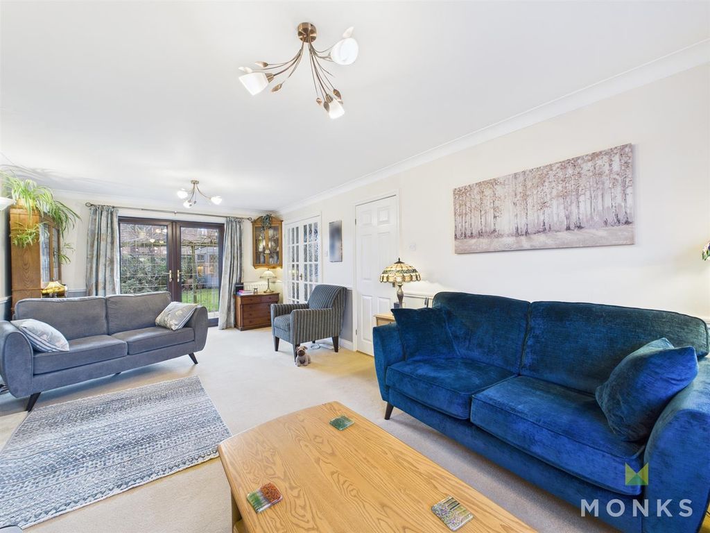 Property photo 3 of 25 Cam01520G0-Pr0317-Still014.Jpg