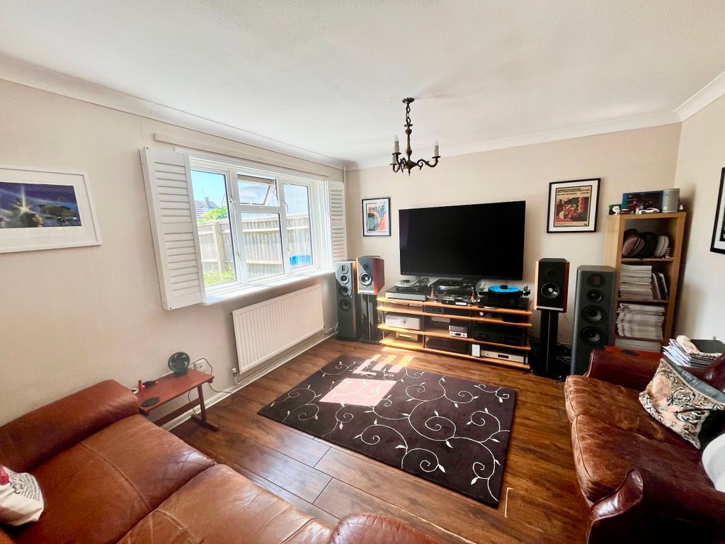 Property photo 2 of 14