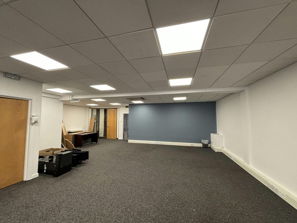 Property photo 3 of 9 Img_4356.Jpeg