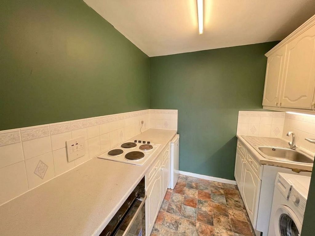 Property photo 2 of 5