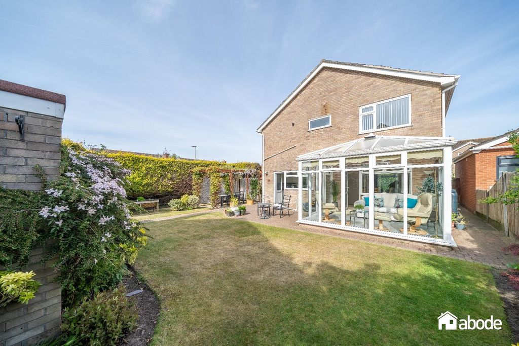 Property photo 1 of 30 Dsc04709-Hdr-29.Jpg