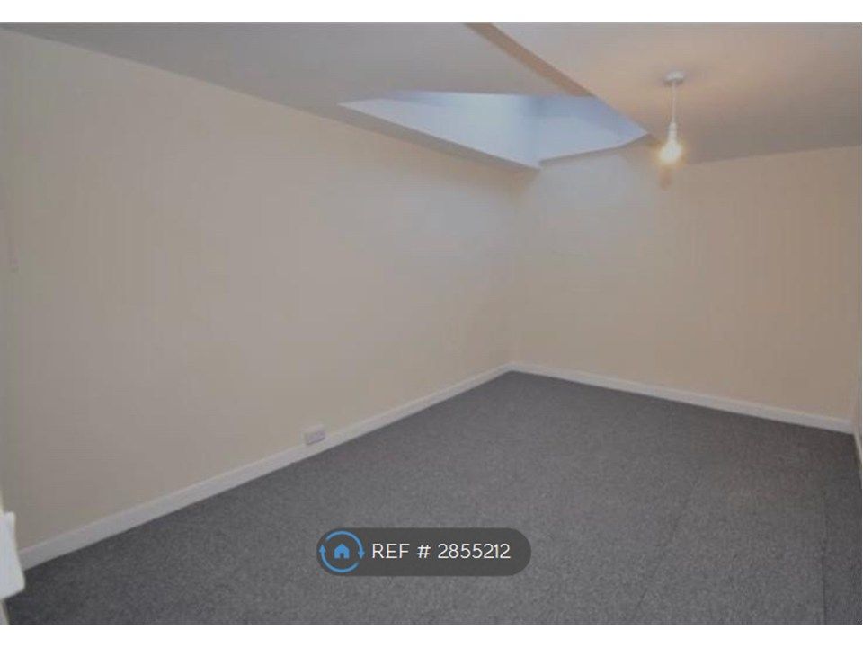 Property photo 2 of 3