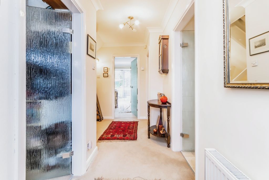 Property photo 3 of 17 Photography