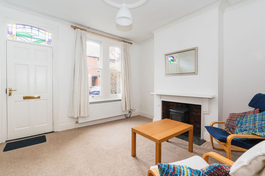 Property photo 2 of 29