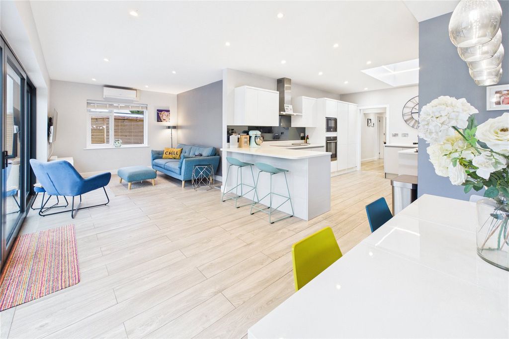 Property photo 2 of 30 Kitchen/Living Area