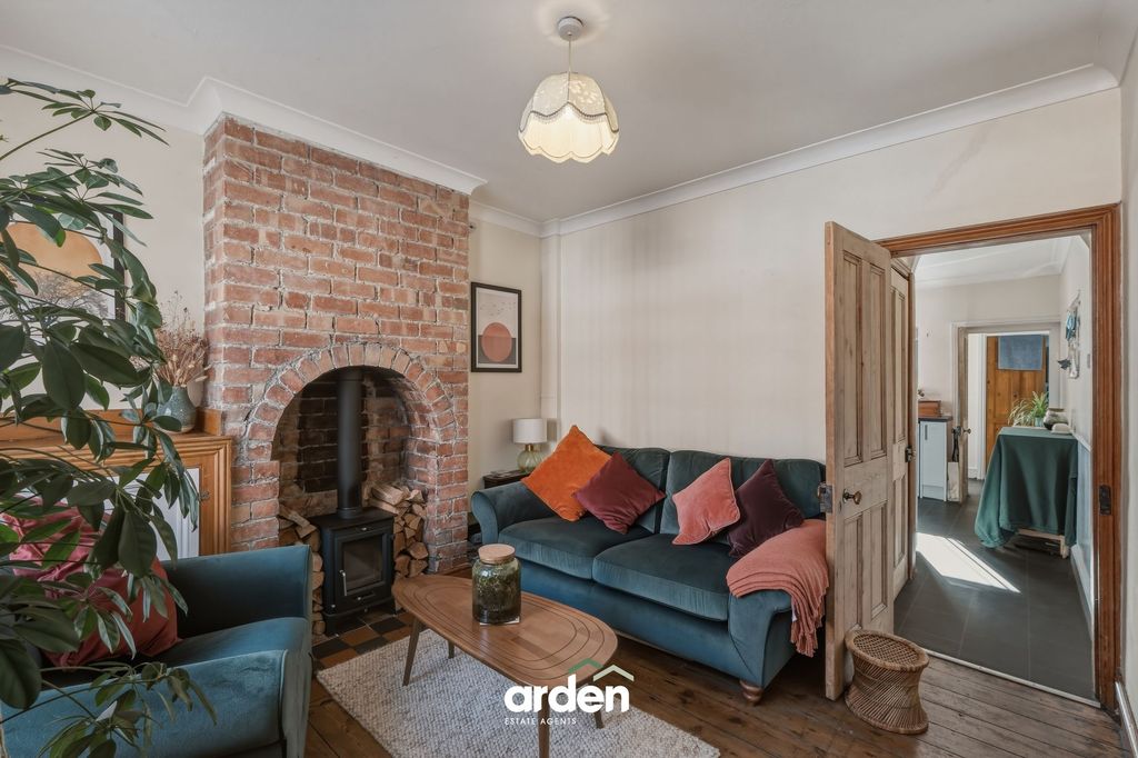 Property photo 2 of 9