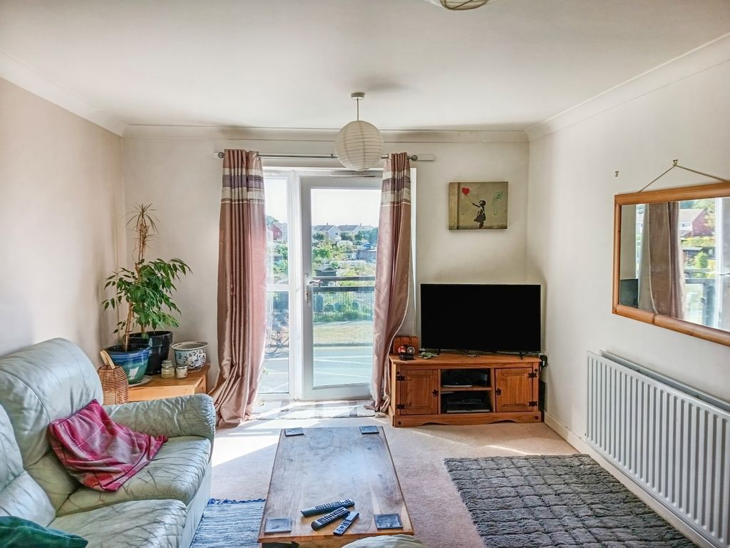 Property photo 3 of 18 2