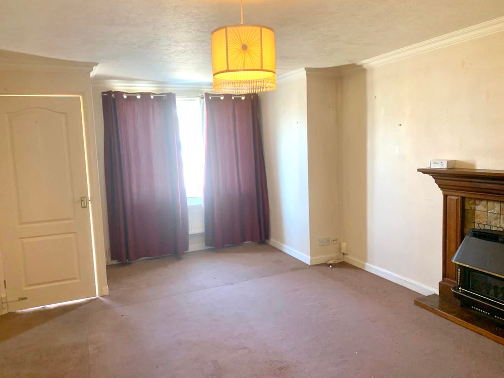 Property photo 3 of 26