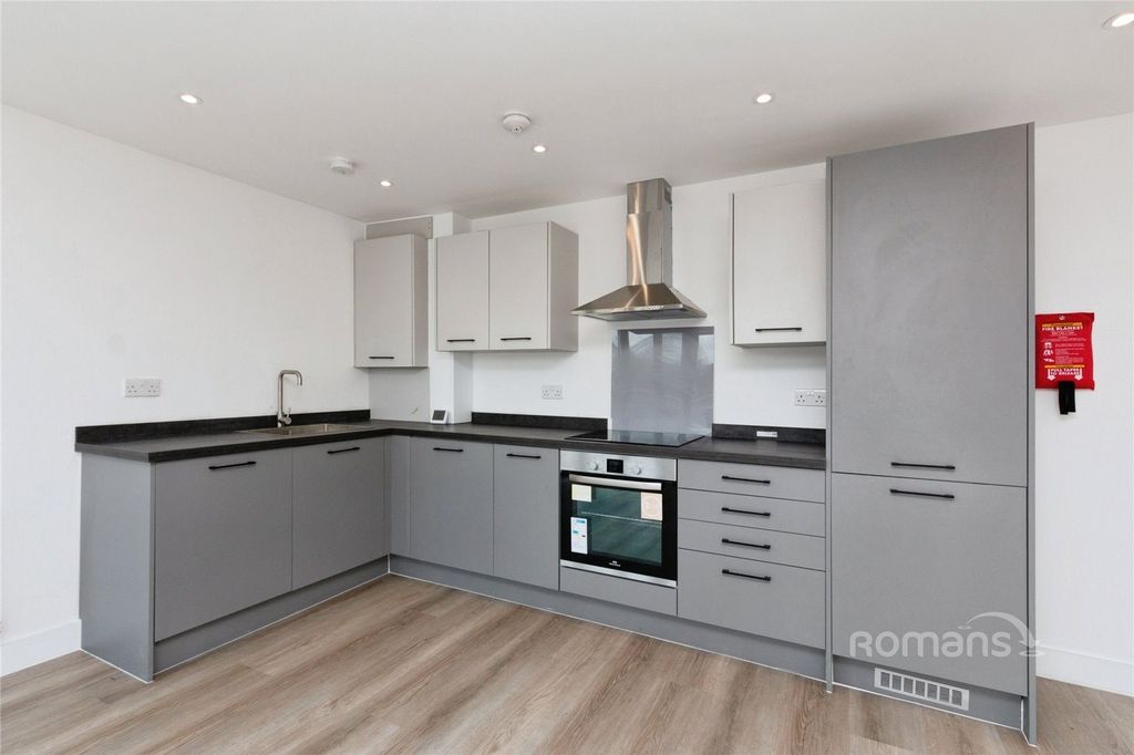 Property photo 1 of 14 Picture No. 22