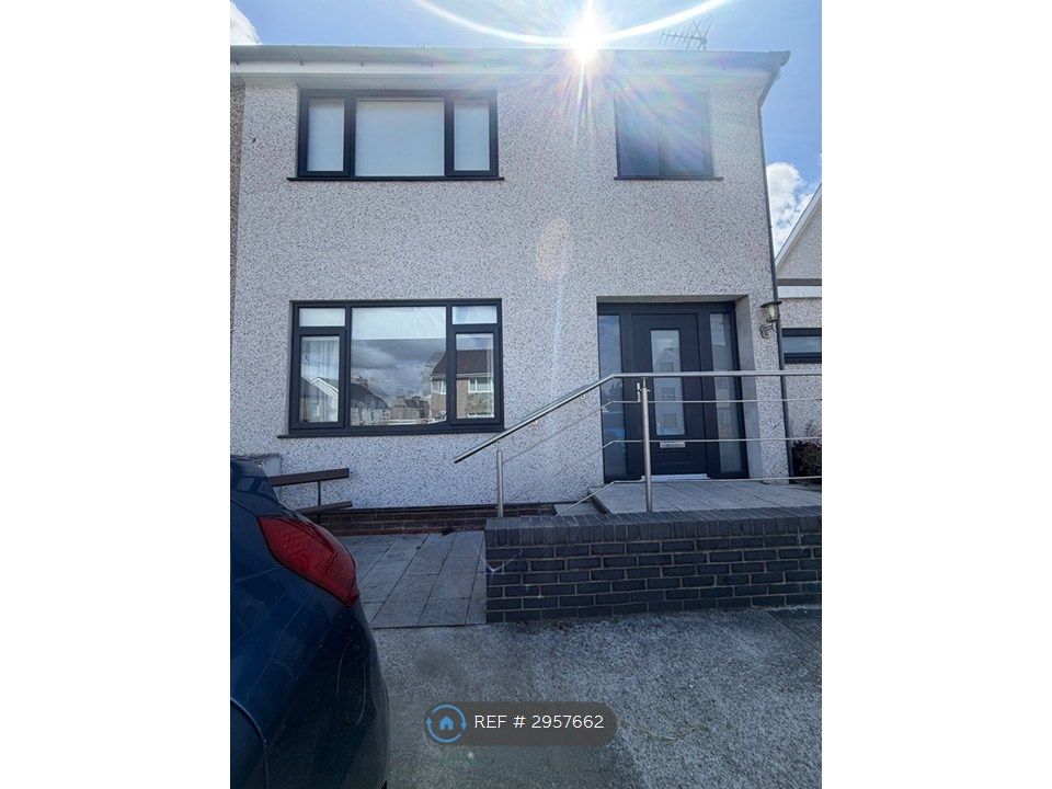 Property photo 3 of 30