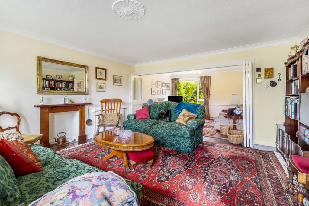 Property photo 3 of 32 76 Sherwood Drive (Spalding)-17