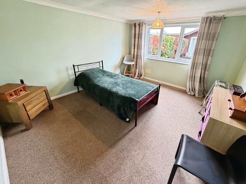 Property photo 3 of 25 70Dbbf32-Img_0233