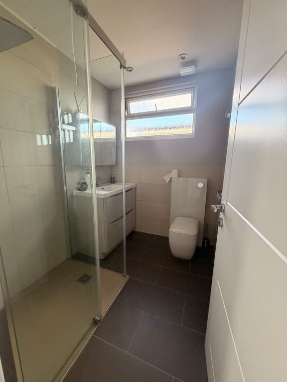 Property photo 3 of 27