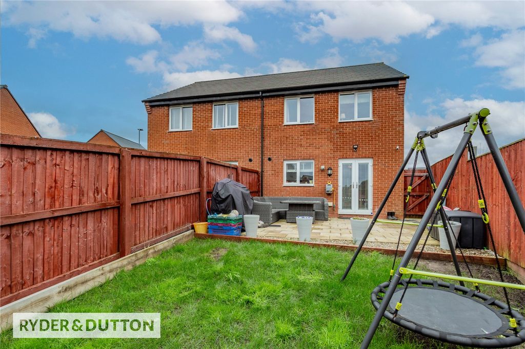 Property photo 3 of 23 Picture No. 19