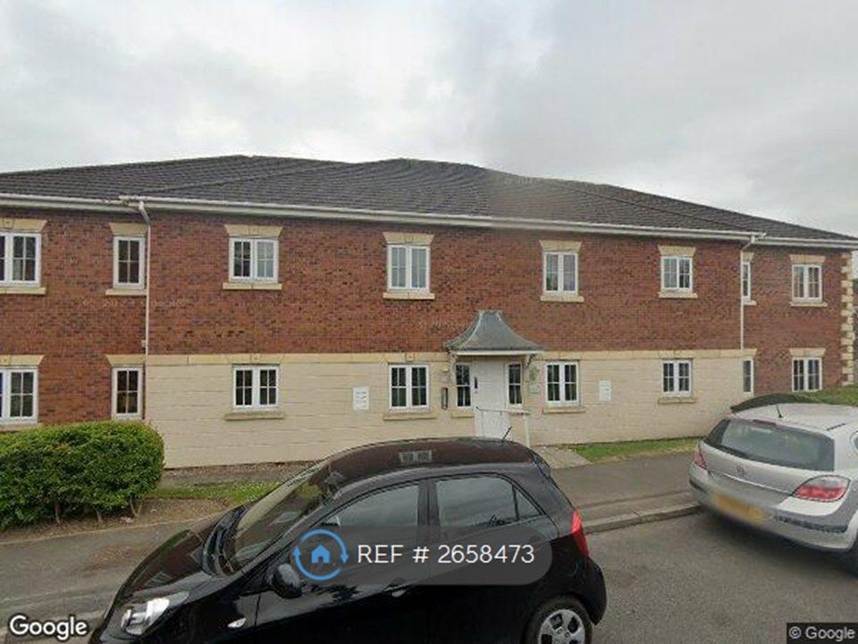 Property photo 1 of 12