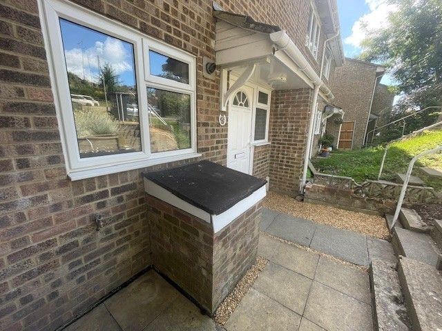 Property photo 2 of 12