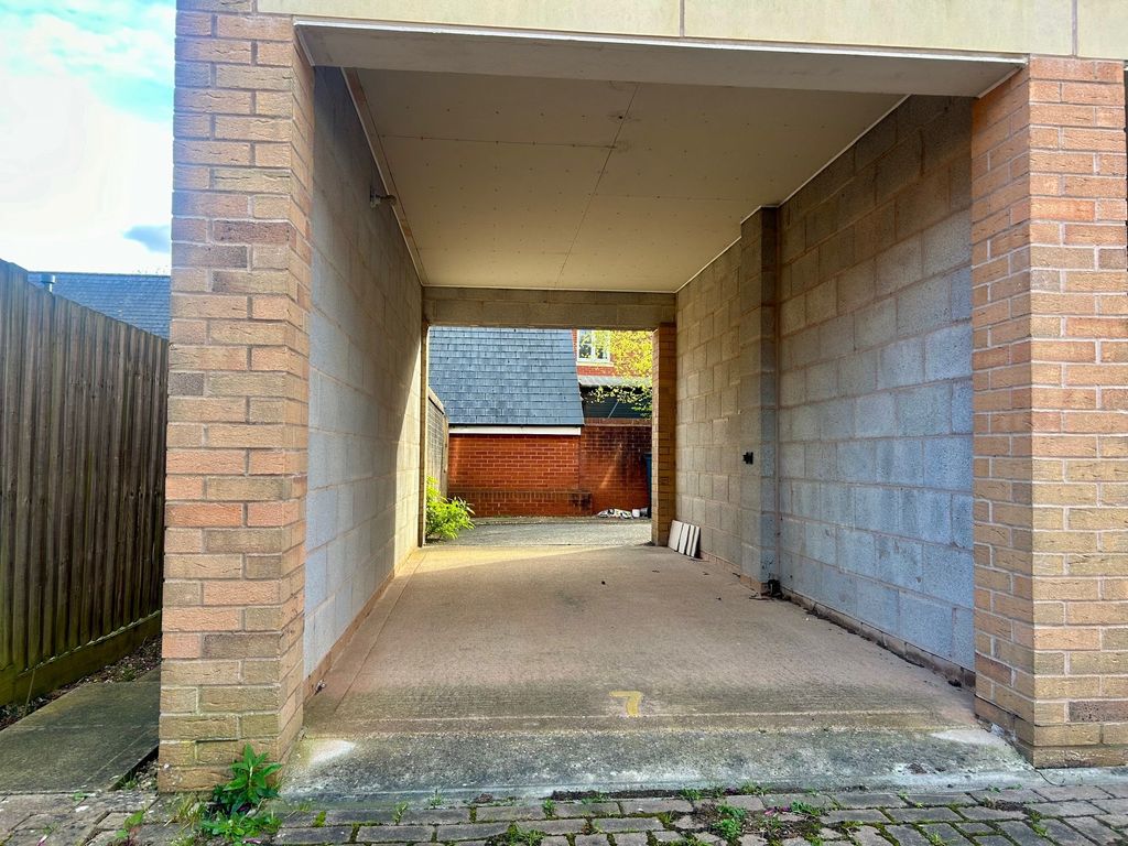 Property photo 3 of 10 Image