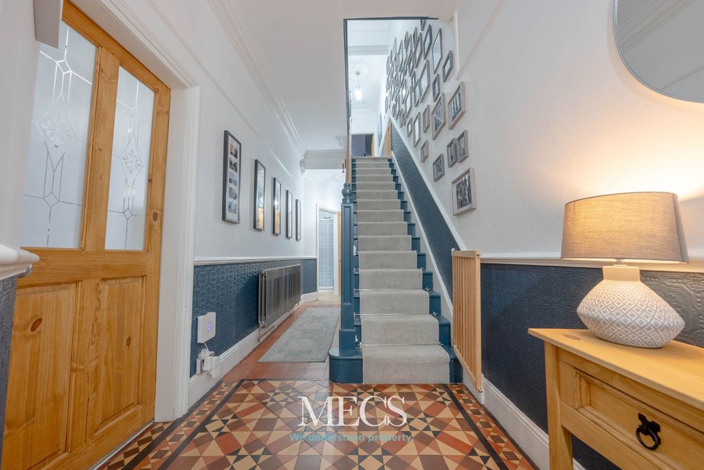 Property photo 3 of 28 4848444