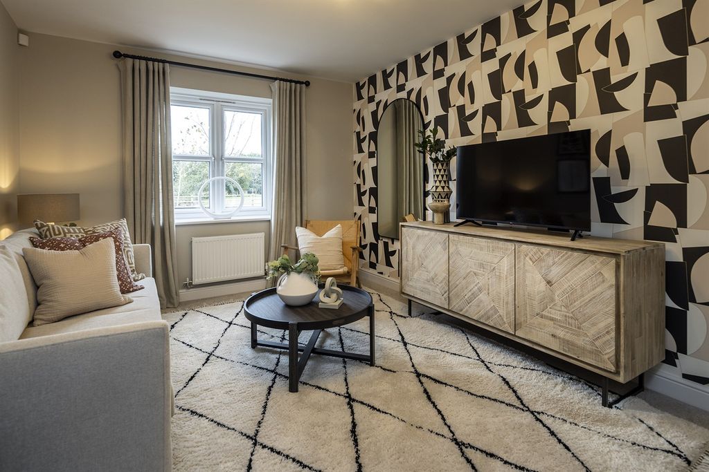 Property photo 2 of 11 Living Room