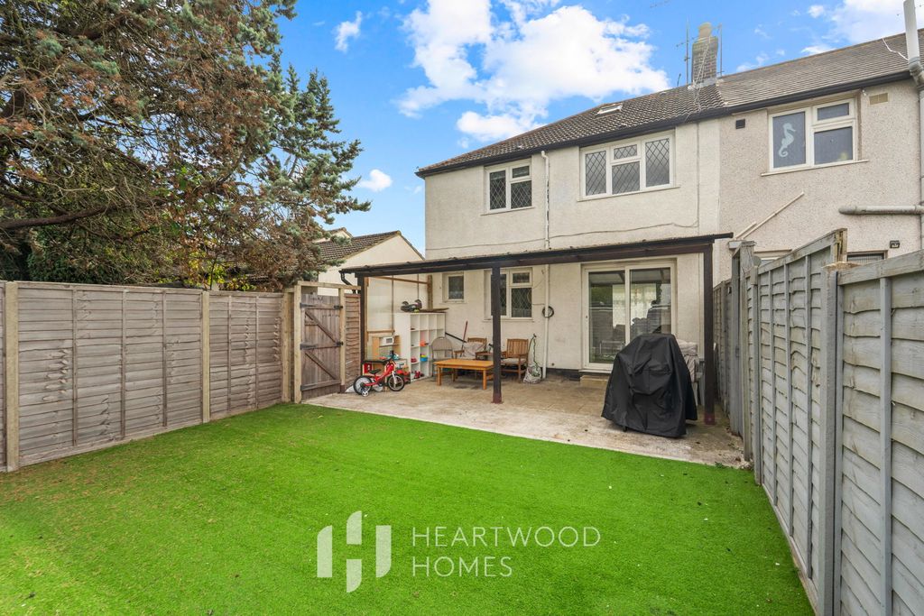 Property photo 2 of 18