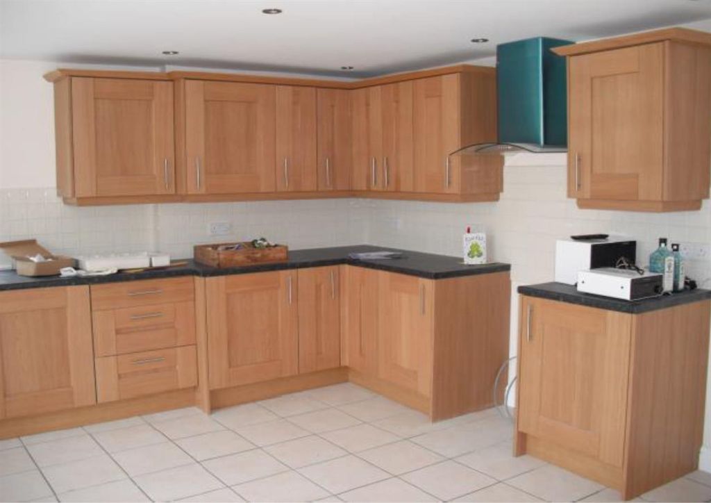 Property photo 2 of 6 Manorkit1.Jpg