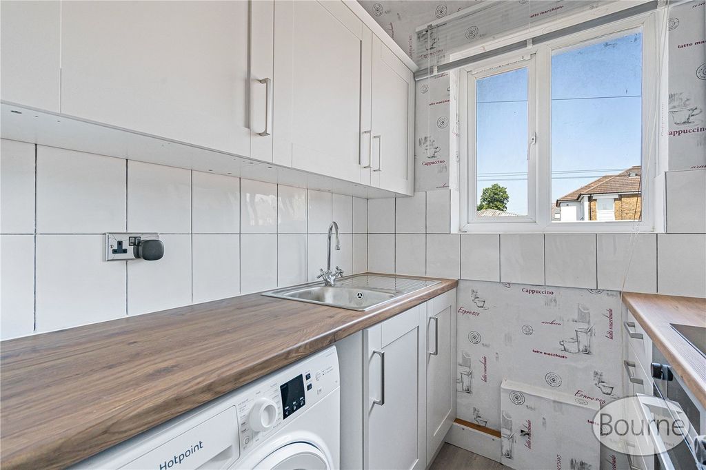 Property photo 2 of 10 Picture No. 23