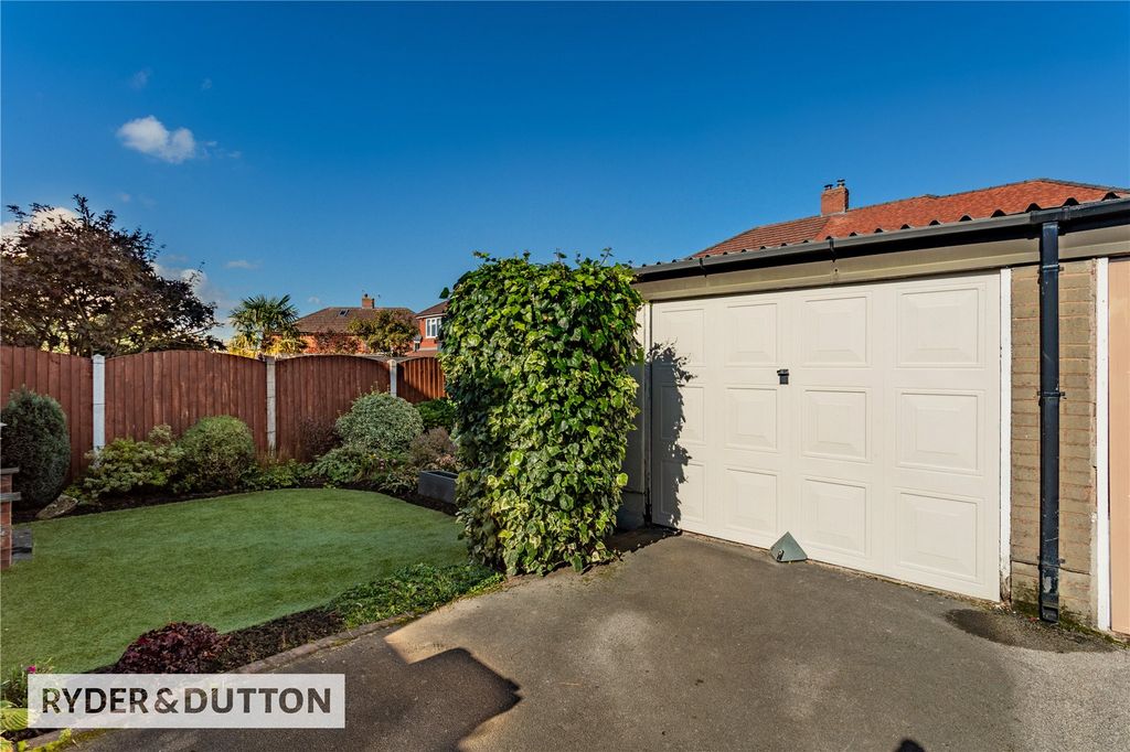 Property photo 2 of 28 Garden