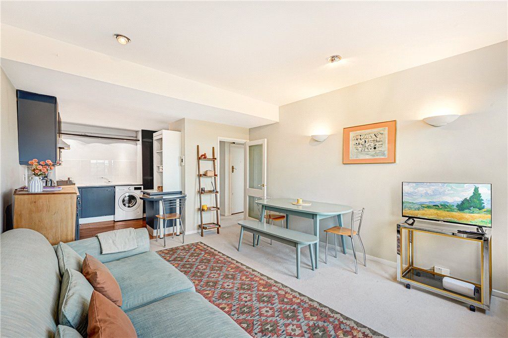 Property photo 3 of 15 Picture No. 06