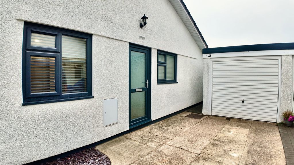 Property photo 3 of 24