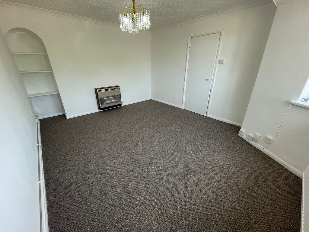 Property photo 2 of 8 Living Room
