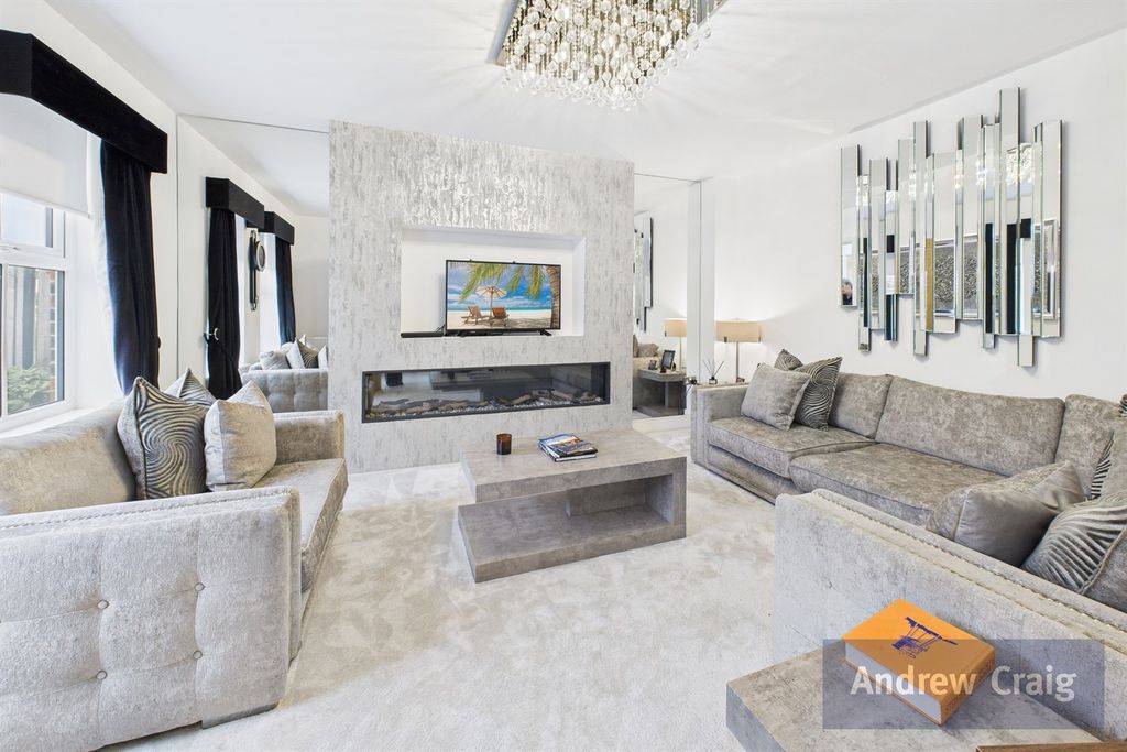 Property photo 1 of 25 (Main)