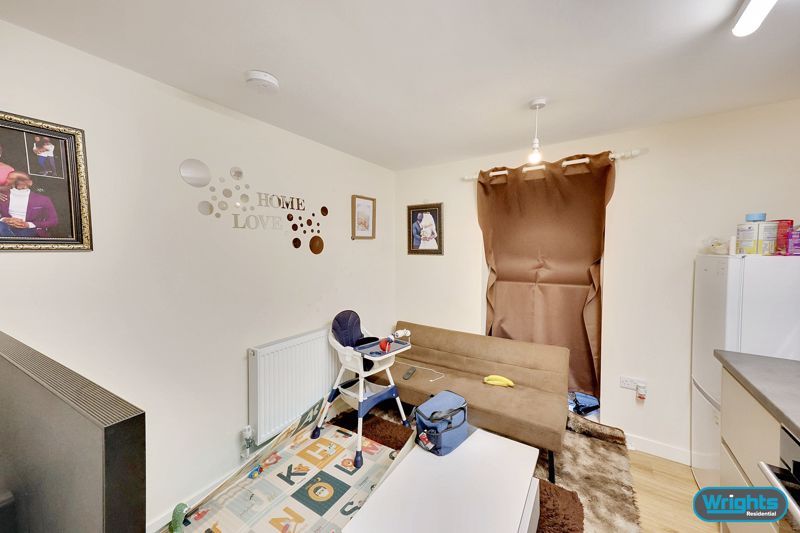 Property photo 2 of 7 Photo 2