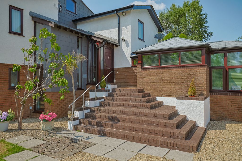 Property photo 3 of 39 59C New Road - Web (17 Of 44)