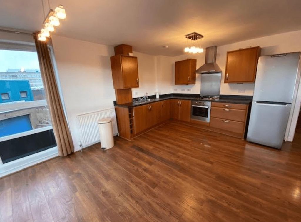 Property photo 3 of 7 Gallery