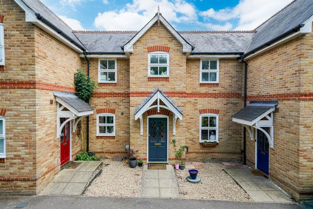 Property photo 1 of 27 6-Cherry-Croft-4.Jpg