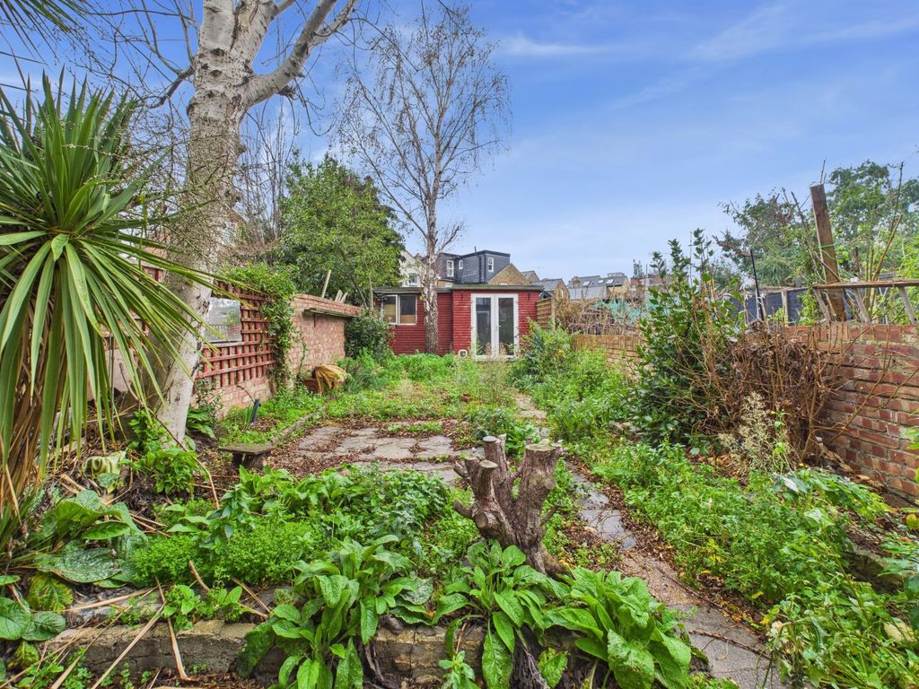 Property photo 3 of 14 Picture No. 06