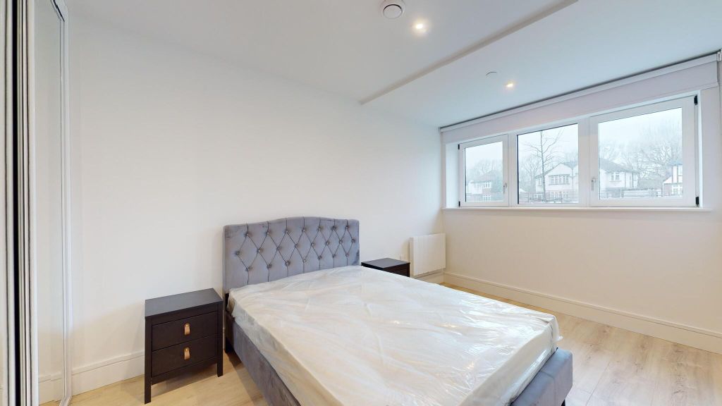 Property photo 3 of 17 Bedroom