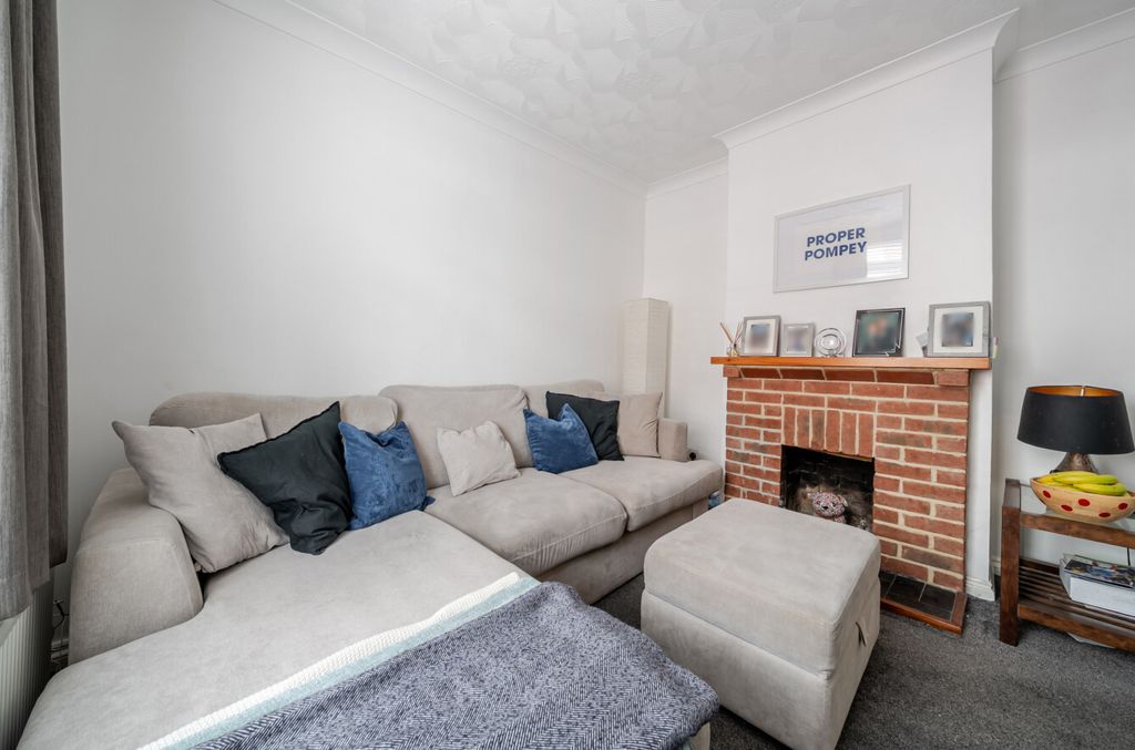 Property photo 3 of 13 1468526-2-6A19F7d...