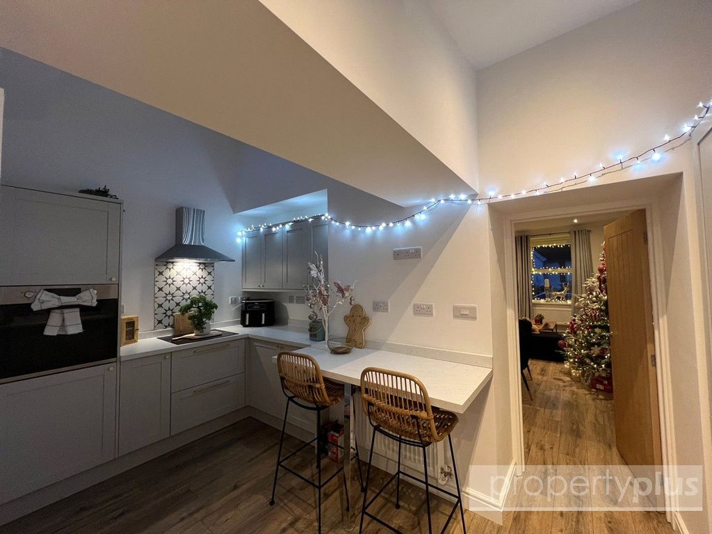 Property photo 3 of 18 Picture No. 05