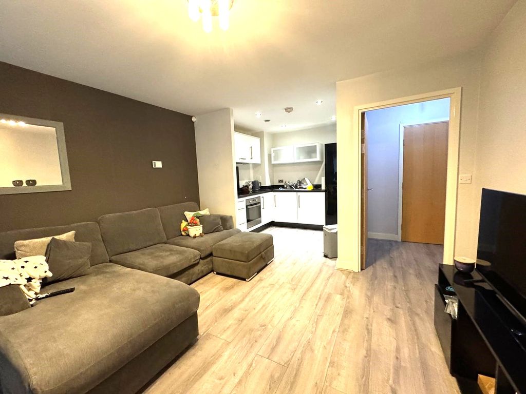 Property photo 3 of 11 Pic d