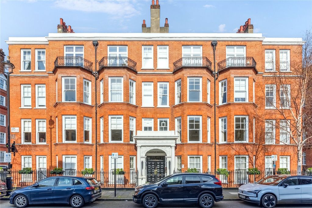 Property photo 1 of 13 Exterior