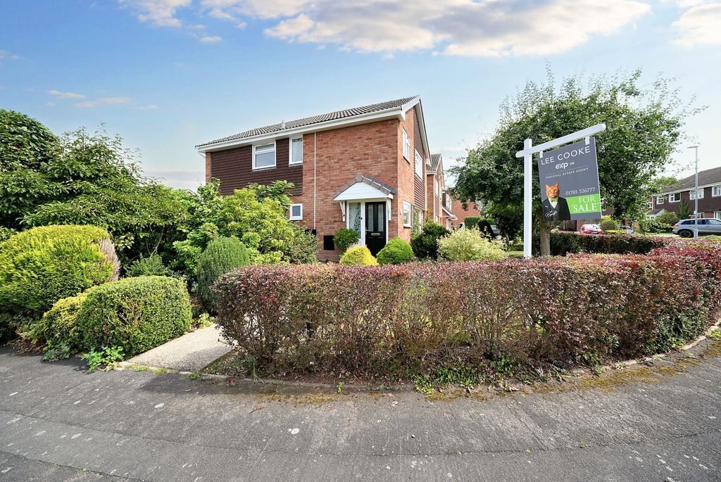 Property photo 2 of 35