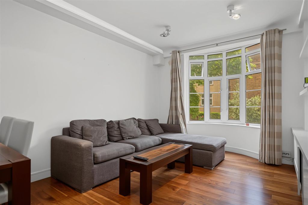 Property photo 3 of 12 3.Jpg