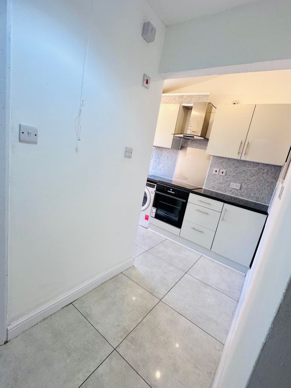 Property photo 3 of 20 Property