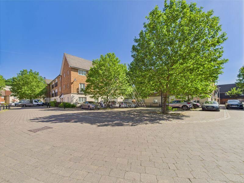 Property photo 3 of 10