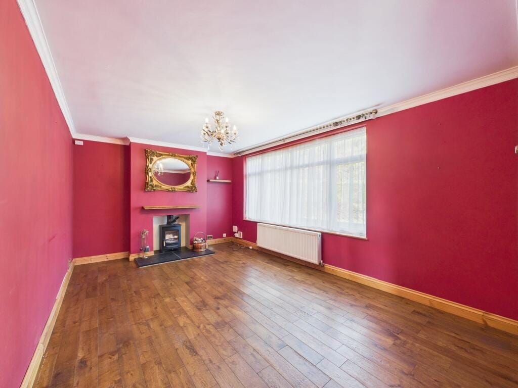 Property photo 3 of 31