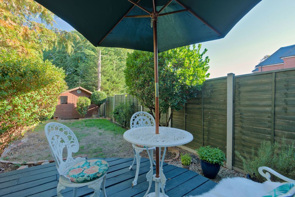 Property photo 2 of 14 Photo 8