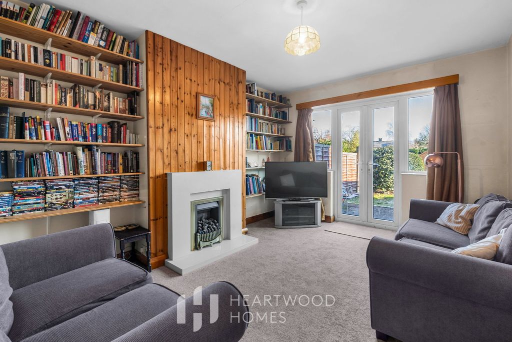 Property photo 2 of 13