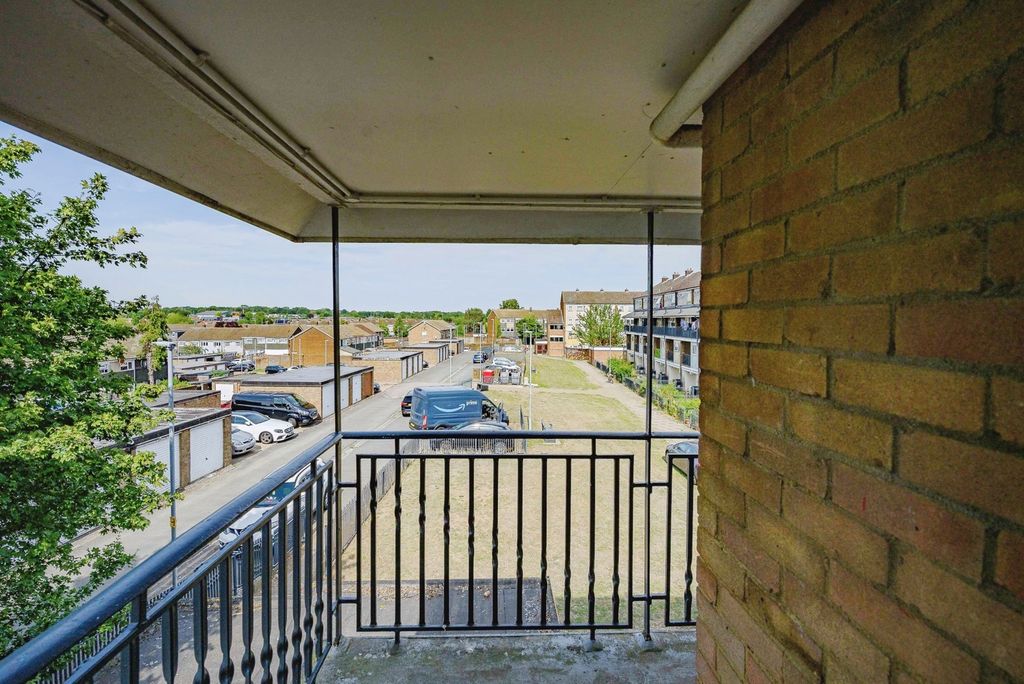 Property photo 2 of 13 Photo