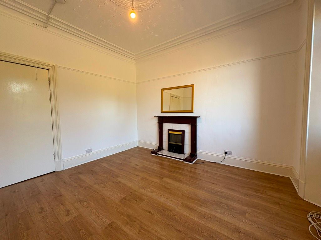 Property photo 3 of 14 Photo 3